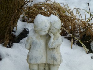 Figuren im Schnee